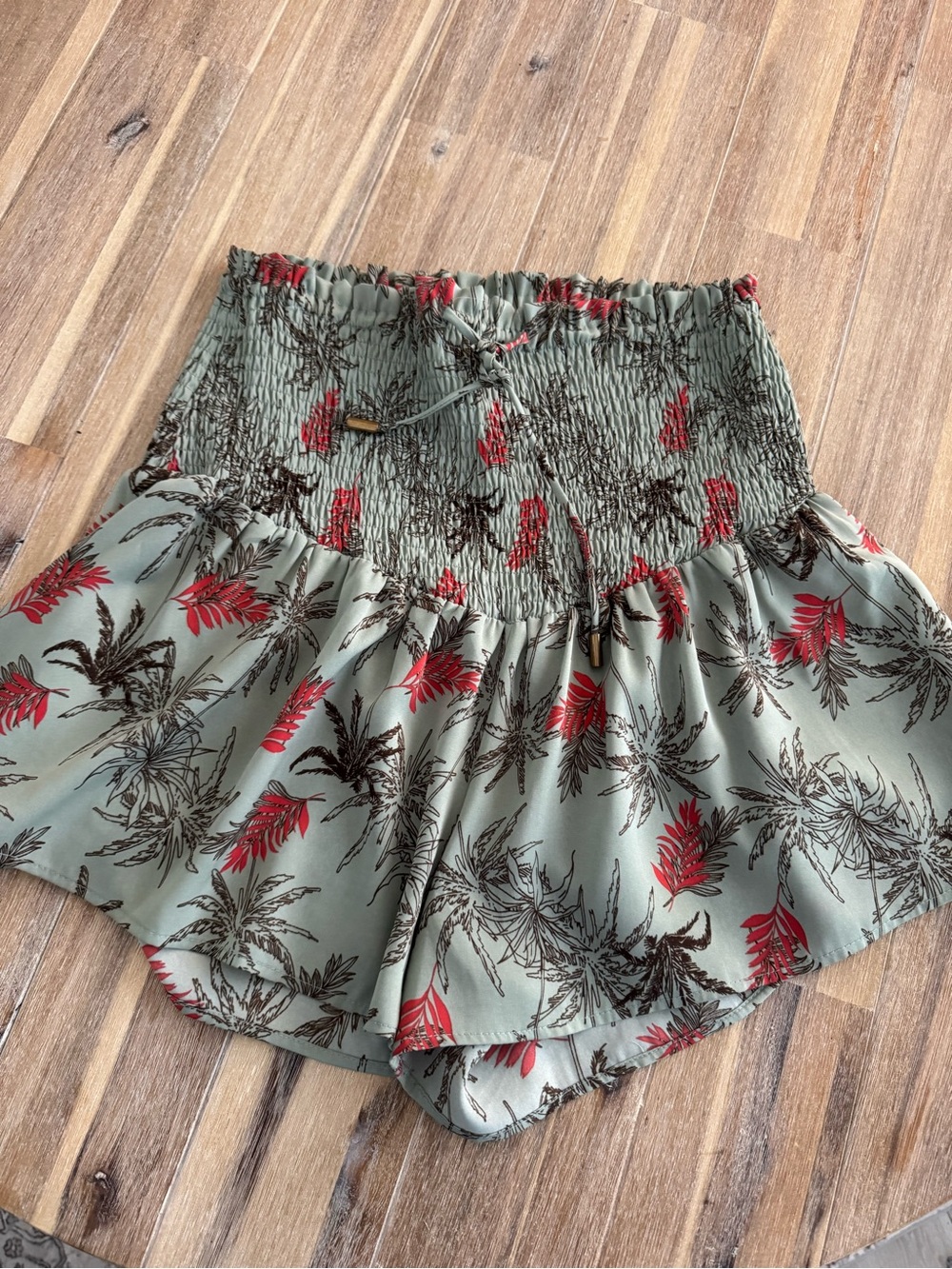 bishop + young Olive Green High-Waist Smocked Floral Shorts with Red Accents L
